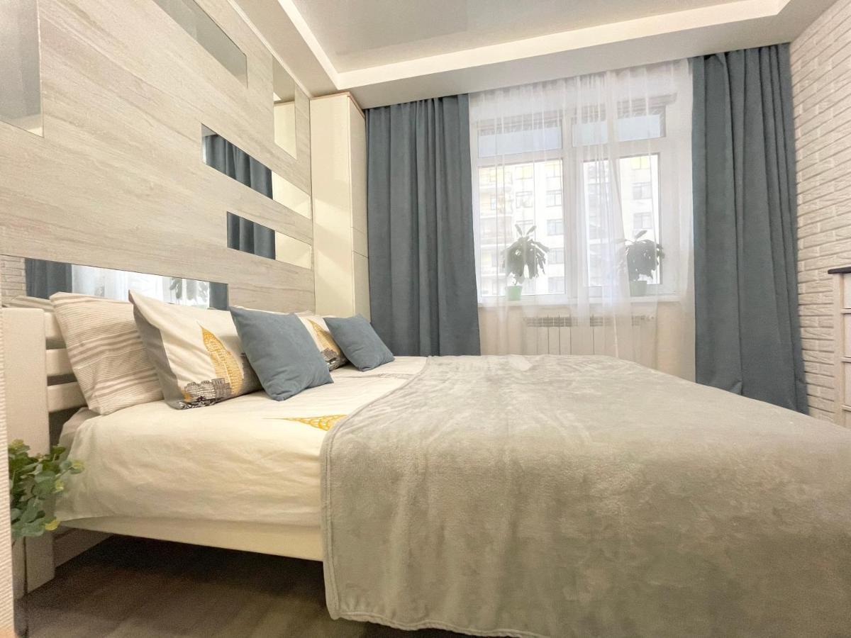 Apartment Studio New York 51 Irpin Bagian luar foto